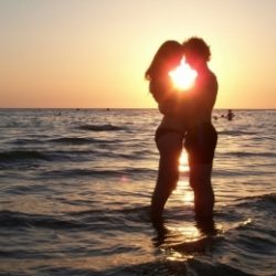 Пара мж из Новосибирска ищет девушку для совместного сексуального опыта